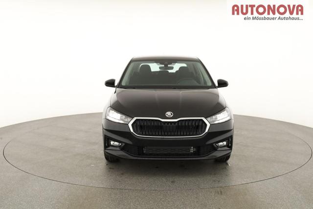 Skoda Fabia Selection 1.0 TSI Selection, AHK, Tempomat, Ladeboden, Park, Winterpaket, SmartLink, 4-J Garantie 