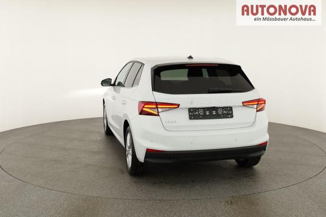 Skoda Fabia Selection 1.0 TSI DSG Selection, LED, Kamera, Side, ACC, Winter, Ladeboden, sofort 