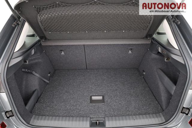 Skoda Kamiq Selection 1.5 TSI DSG Selection, LED, Kamera, Ladeboden, Winter, 16-Zoll 