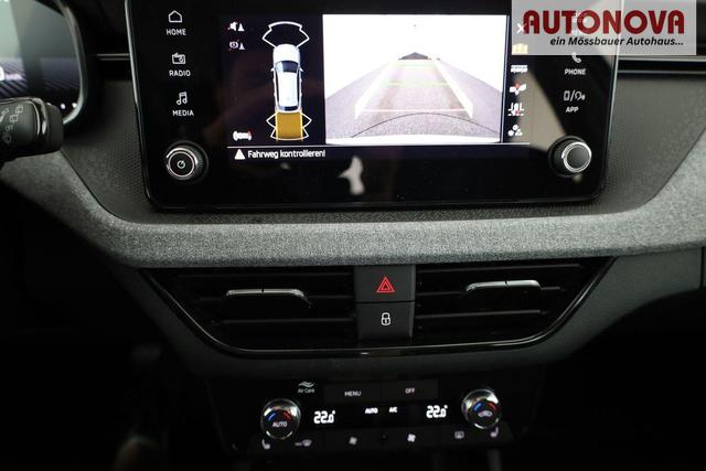 Skoda Kamiq Selection 1.5 TSI DSG Selection, LED, Kamera, Ladeboden, Winter, 16-Zoll 
