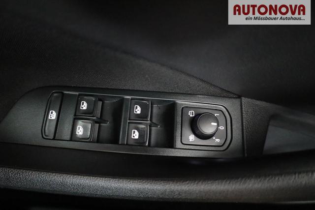 Skoda Kamiq Selection 1.5 TSI DSG Selection, LED, Kamera, Ladeboden, Winter, 16-Zoll 