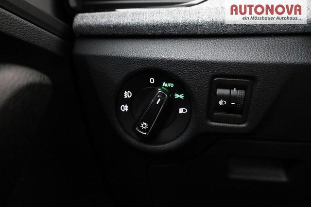 Skoda Kamiq Selection 1.5 TSI DSG Selection, LED, Kamera, Ladeboden, Winter, 16-Zoll 