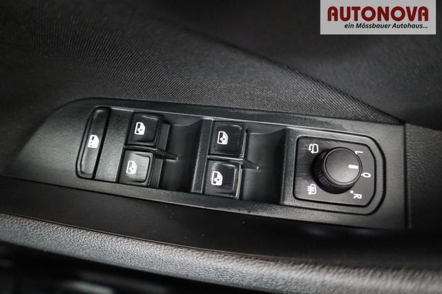 Skoda Kamiq Selection 1.5 TSI DSG Selection, LED, Kamera, Ladeboden, Winter, 16-Zoll 