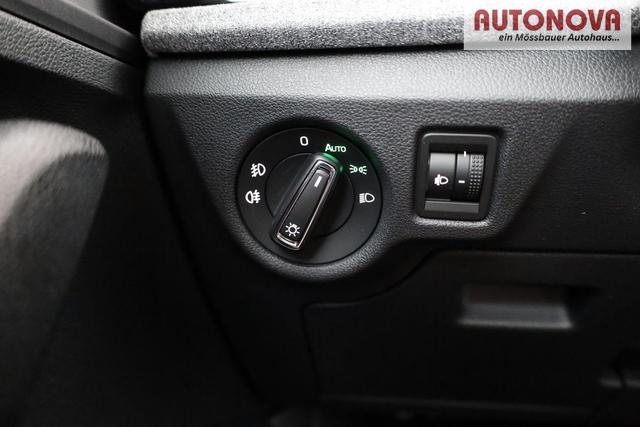 Skoda Kamiq Selection 1.5 TSI DSG Selection, AHK, LED, Kamera, Ladeboden, Winter, 16-Zoll 