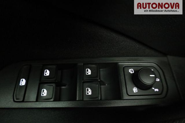 Skoda Kamiq Selection 1.5 TSI DSG Selection, AHK, LED, Kamera, Ladeboden, Winter, 16-Zoll 