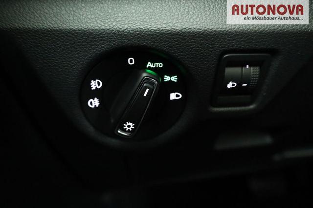 Skoda Kamiq Selection 1.5 TSI DSG Selection, AHK, LED, Kamera, Ladeboden, Winter, 16-Zoll 