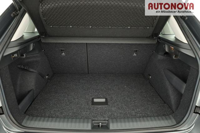 Skoda Kamiq Selection 1.5 TSI DSG Selection, AHK, LED, Kamera, Ladeboden, Winter, 16-Zoll 