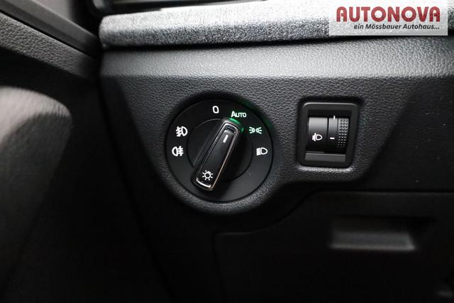 Skoda Kamiq Selection 1.5 TSI DSG Selection, AHK, LED, Kamera, Ladeboden, Winter, 16-Zoll 