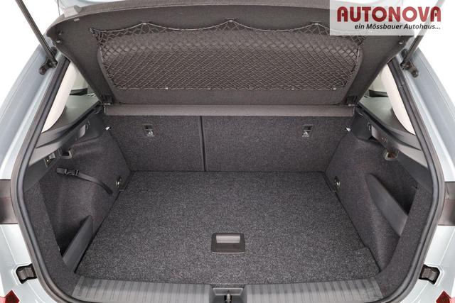 Skoda Kamiq Selection 1.5 TSI DSG Selection, AHK, LED, Kamera, Ladeboden, Winter, 16-Zoll 