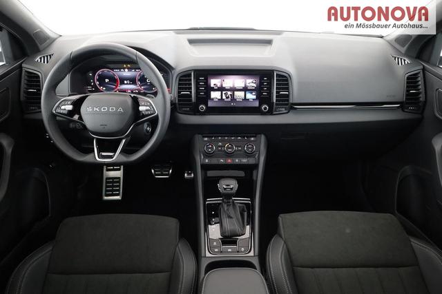 Skoda Karoq Sportline 4x4 2.0 TSI DSG Sportline, Pano, AHK, Navi, Matrix, Side, Winter, 5 J.-Garantie 