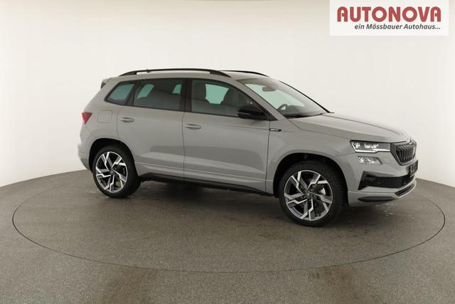 Skoda Karoq Sportline 4x4 2.0 TSI DSG Sportline, Pano, AHK, Navi, Matrix, Side, Winter, 5 J.-Garantie 
