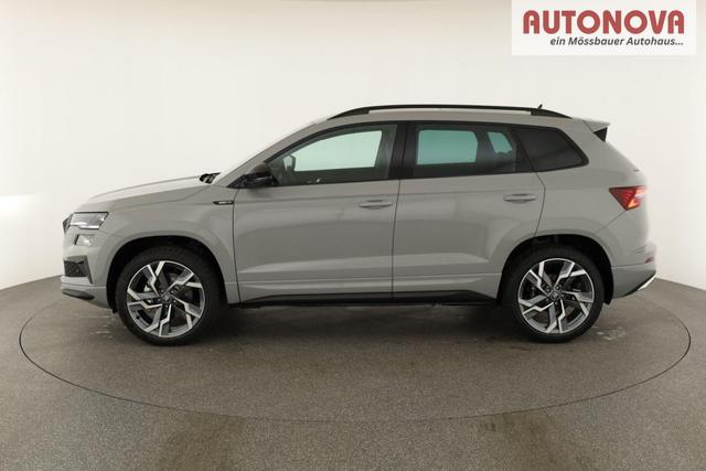 Skoda Karoq Sportline 4x4 2.0 TSI DSG Sportline, Pano, AHK, Navi, Matrix, Side, Winter, 5 J.-Garantie 