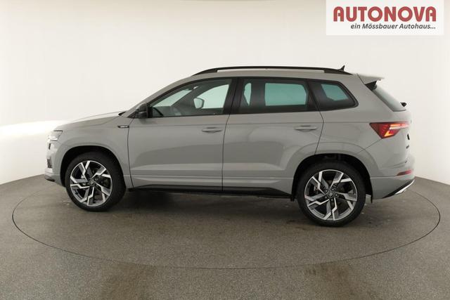 Skoda Karoq Sportline 4x4 2.0 TSI DSG Sportline, Pano, AHK, Navi, Matrix, Side, Winter, 5 J.-Garantie 