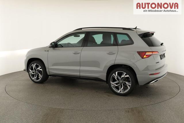 Skoda Karoq Sportline 4x4 2.0 TSI DSG Sportline, Pano, AHK, Navi, Matrix, Side, Winter, 5 J.-Garantie 
