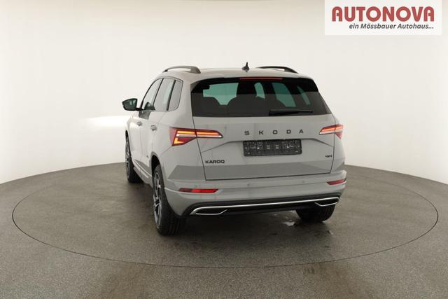 Skoda Karoq Sportline 4x4 2.0 TSI DSG Sportline, Pano, AHK, Navi, Matrix, Side, Winter, 5 J.-Garantie 