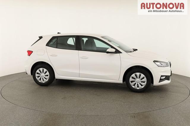 Skoda Fabia Selection 1.0 TSI Selection, Tempomat, Park, Winterpaket, SmartLink, 4 J.-Garantie 