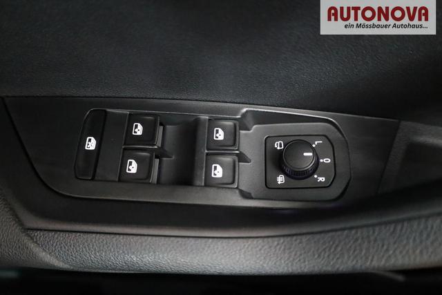 Skoda Karoq Selection 4x4 2.0 TDI DSG Selection, AHK, Navi, LED, Kamera, Winter, el. Klappe, 4 J.-Garantie 
