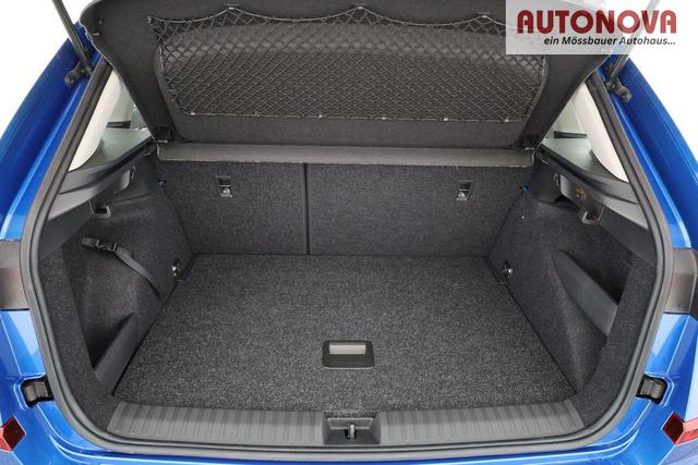 Skoda Kamiq Selection 1.5 TSI DSG Selection, LED, Kamera, Ladeboden, Winter, 16-Zoll 