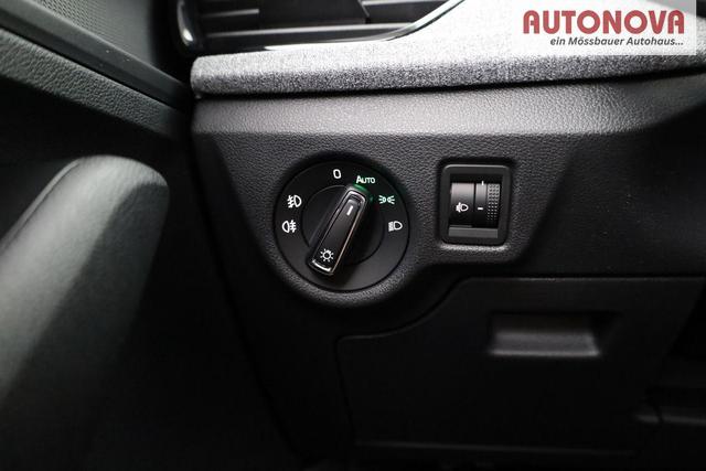 Skoda Kamiq Selection 1.5 TSI DSG Selection, LED, Kamera, Ladeboden, Winter, 16-Zoll 