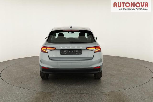 Skoda Fabia Selection 1.0 TSI Selection, AHK, Tempomat, Ladeboden, Park, SmartLink, 4-J Garantie 