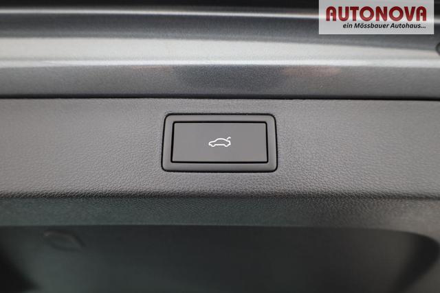 Skoda Kamiq Monte Carlo 1.0 TSI DSG Carlo, Pano, AHK, Navi, Matrix, el.Klappe, 18-Zoll, 5 J.-Garantie 