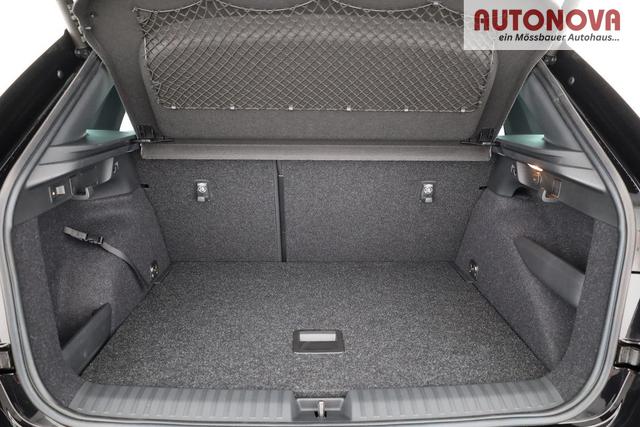 Skoda Kamiq Monte Carlo 1.5 TSI Carlo, Pano, AHK, Matrix, Navi, el. Klappe, 18-Zoll, 5 J.-Garantie 