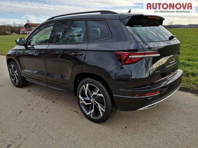 Skoda Karoq Sportline 2.0TDI DSG 4x4 AHK Matrix Leder 19 Zoll 