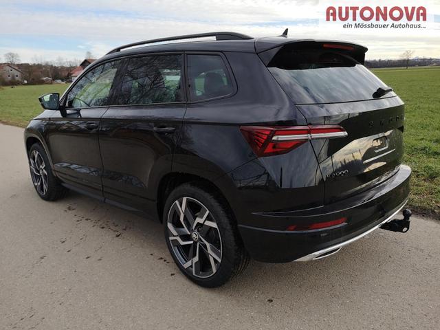 Skoda Karoq Sportline 2.0TDI DSG 4x4 AHK Matrix Leder 19 Zoll 