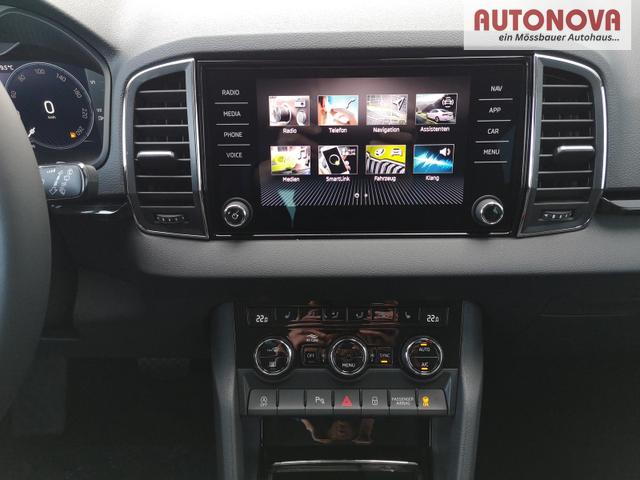 Skoda Karoq Selection 1.5 TSI DSG ABT GV5 AHK Navi ACC 