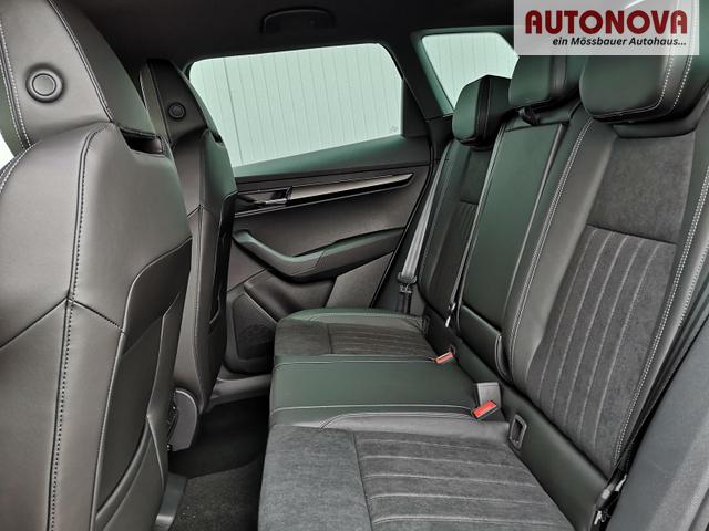 Skoda Karoq Sportline 2.0TDI DSG 4x4 AHK Matrix Leder 19 Zoll 