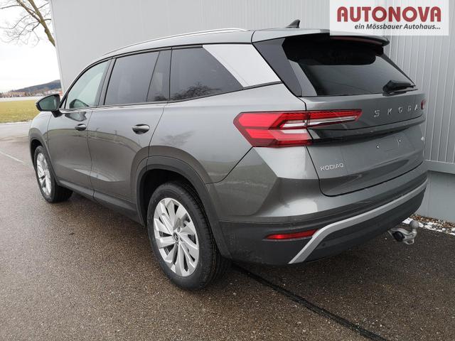 Skoda Kodiaq 2.0 TDI 142 kW 4x4 Selection 7 Sitzer AHK Navi Kamera 