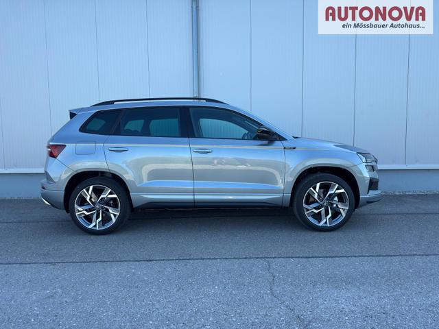 Skoda Karoq Sportline 2.0TDI DSG 4x4 AHK Matrix Leder 19 Zoll 