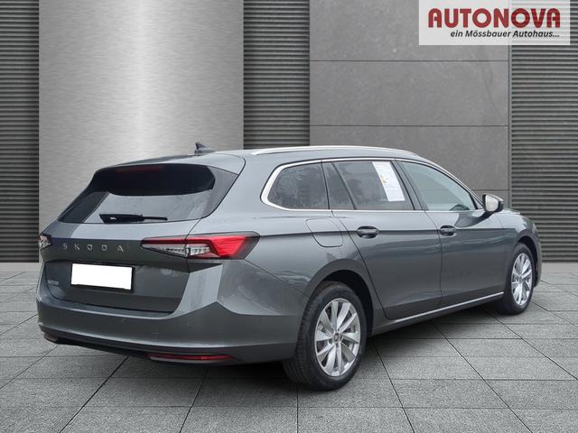 Skoda Superb Combi Selection AHK+NAVI+KAM+EL.HECKKL... 2.0 TDI DSG 