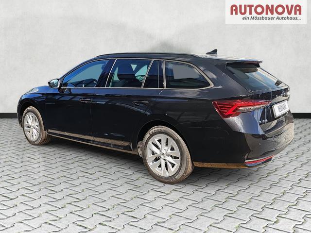 Skoda Octavia Combi 1.5 TSI mHEV 110 kW Selection eTSI DSG / AHK schw. 
