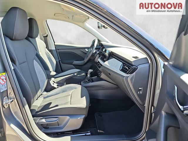 Skoda Kamiq Selection 1.0 TSI DSG Black 17Z Kamera SHZ 
