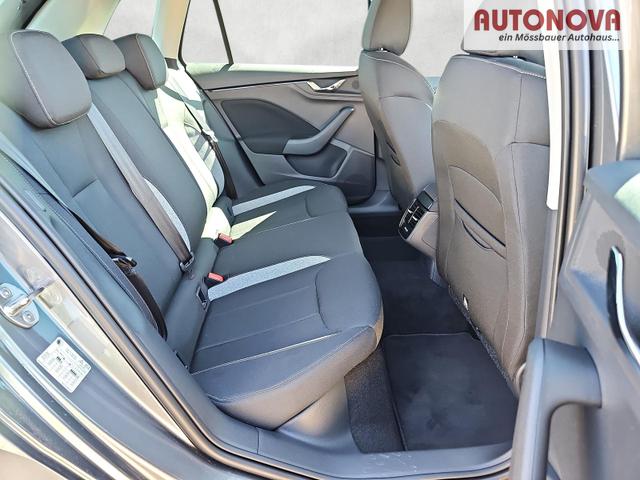 Skoda Kamiq Selection 1.0 TSI DSG Black 17Z Kamera SHZ 