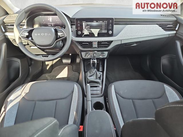 Skoda Kamiq Selection 1.0 TSI DSG Black 17Z Kamera SHZ 