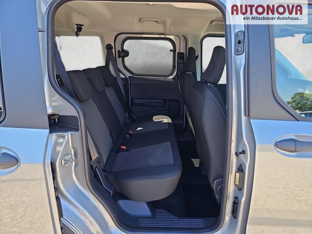 Ford Tourneo Courier Trend 1.0 EB Auto 5JG Kamera AHK 