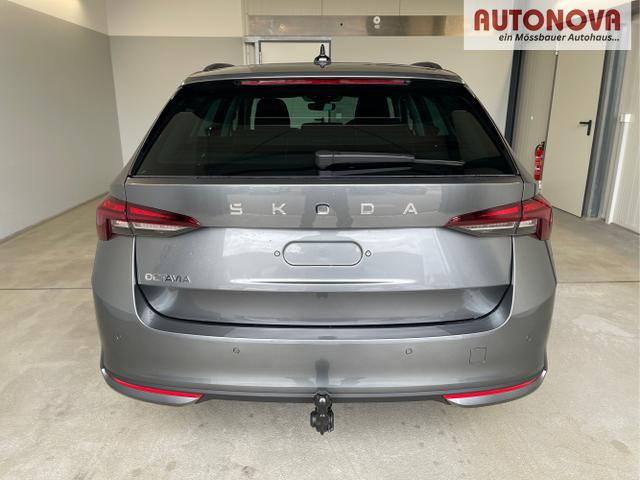 Skoda / Octavia Combi / Grau / / / DSG AHK+Sitzheizung+App Connect