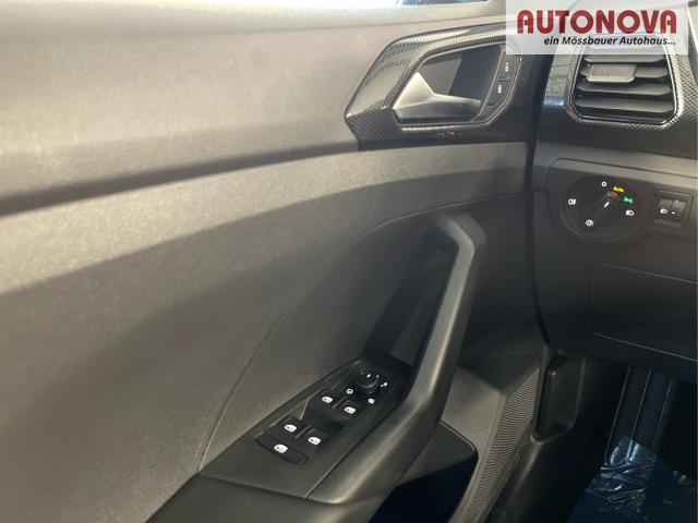 Volkswagen / T-Cross / Grau / / / 95PS PDC vo+hi+Shz+App+Side+Travel
