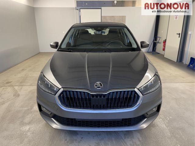 Skoda / Fabia / Grau / / / 95PS AHK+Sitzheizung+Lenkradheizung