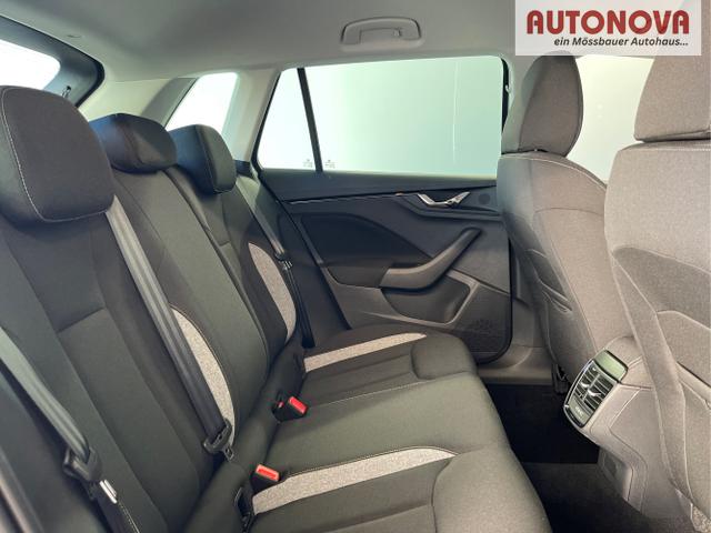Skoda / KAMIQ / Grau / / / 115PS DSG AHK+Kamera+Kessy+PDC+Winterpaket+Alu16+GVL