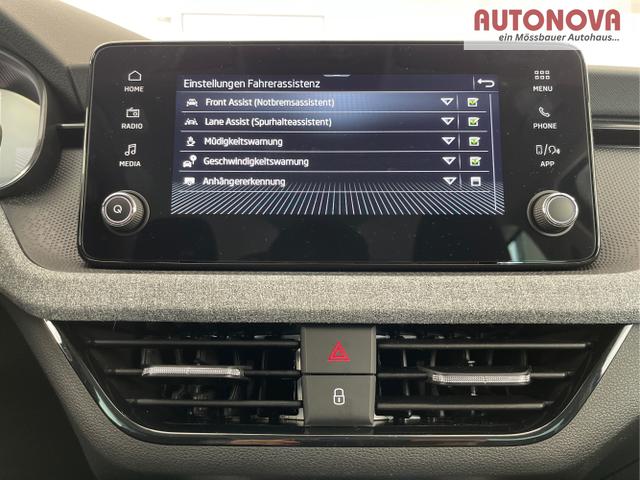 Skoda / Scala / Schwarz / / / 115PS DSG GV5+AHK+Kamera+Kessy+PDC+Sitzheiz+Alu16+Climatronic
