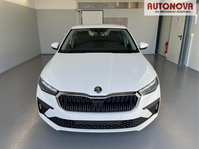 Skoda / Scala / Wei&szlig; / / / 115PS DSG GV5+AHK+Alu16+PDC+Sitzheizung+App-Connect