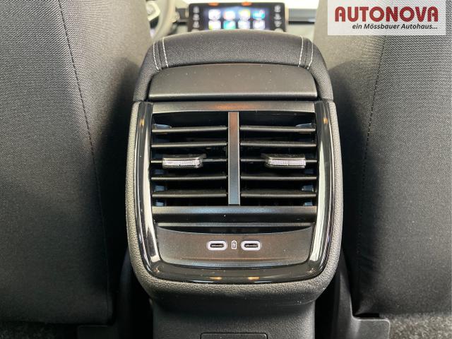 Skoda / Scala / Wei&szlig; / / / 115PS DSG GV5+AHK+Alu16+PDC+Sitzheizung+App-Connect