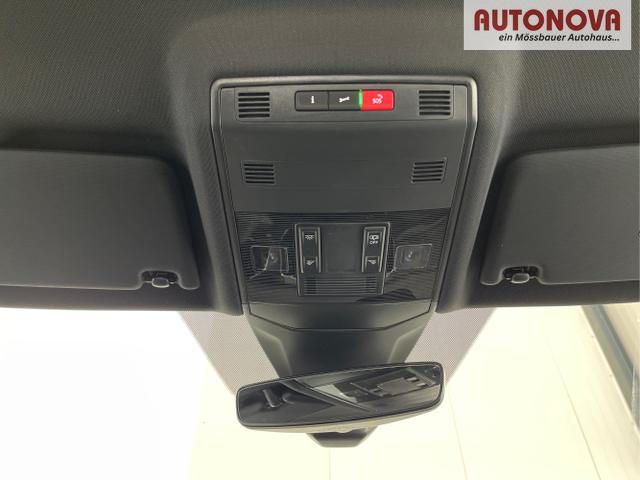 Volkswagen / T-Cross / Grau / / / 150PS DSG GV5+Navi+IQ.Light+AHK+Black+Cam+Keyless+Side+Climatronic