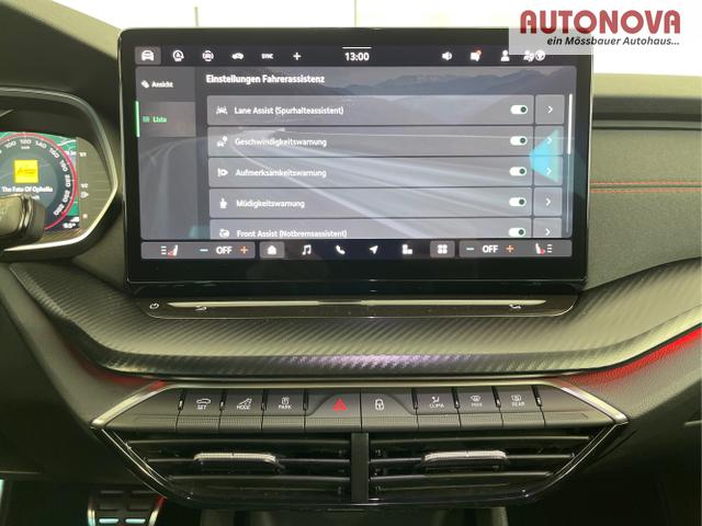 Skoda / Octavia Combi / Blau / / / 265PS DSG HUD+Pano+360&deg;+DCC+AHK+CANTON+Matrix+Alu19+eHeck+GV4