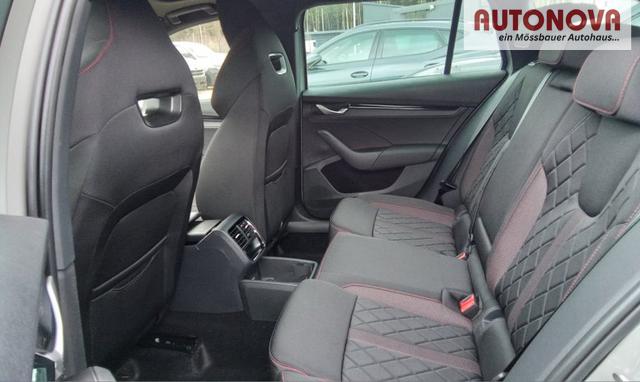 Skoda Octavia Combi RS 2.0 TSI 7-Gang-DSG 