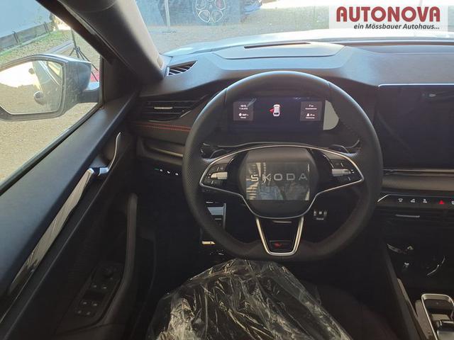 Skoda Octavia Combi RS 2.0 TSI 7-Gang-DSG 