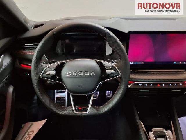 Skoda Octavia Combi RS 2.0 TSI 7-Gang-DSG 